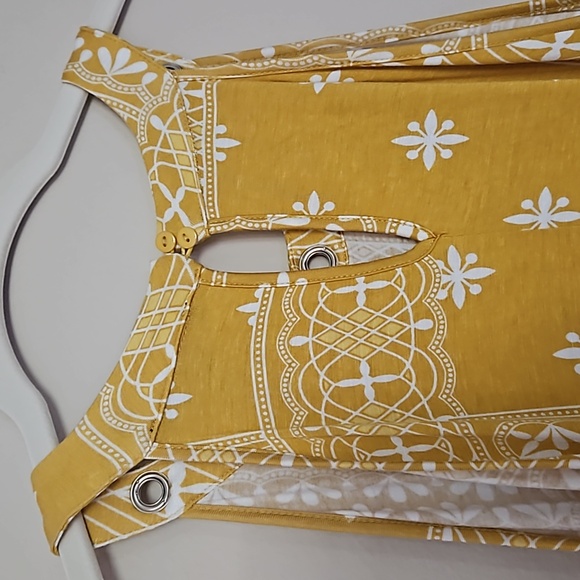 Cable & Guage Geo Mustard Yellow Keyhole Back High Neck Sleeveless Tank Lg EUC - Picture 4 of 6